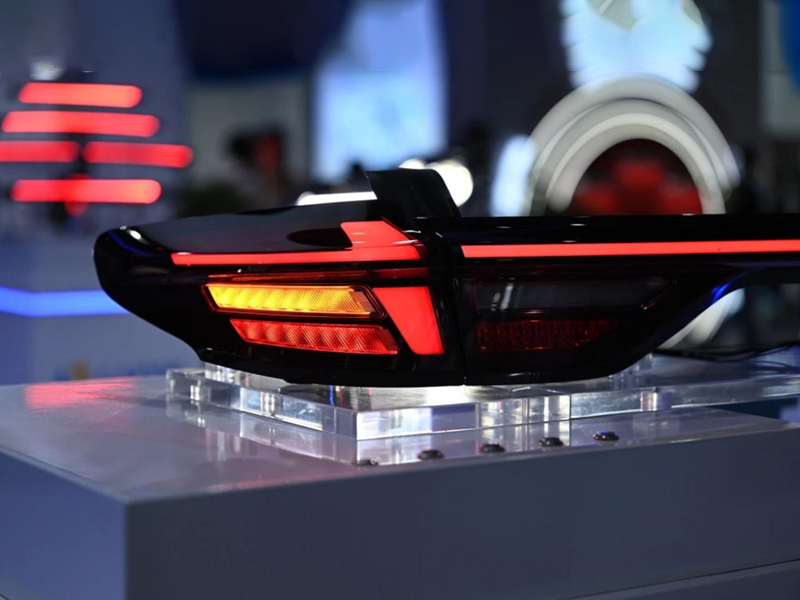 ��߸V�̶���β��